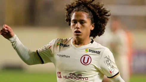 Paulo De la Cruz debutó en Universitario el 2018 con 18 años.
