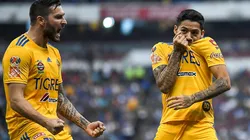 André-Pierre Gignac regañó a Javier Aquino por un mal pase