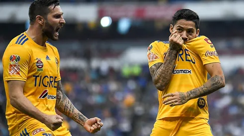 André-Pierre Gignac regañó a Javier Aquino por un mal pase