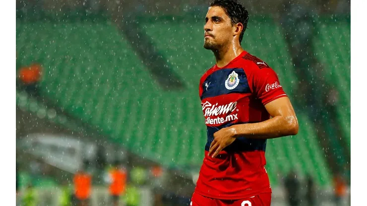 Afición de Chivas explotó contra la directiva.