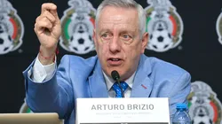 Brizio asegura que es un tema de aptitud y no de racismo.