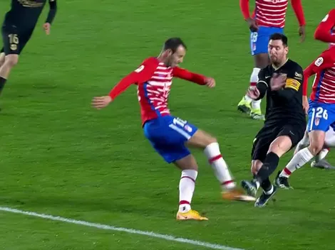 ¿Era roja? Messi y una plancha muy dura contra un jugador del Granada