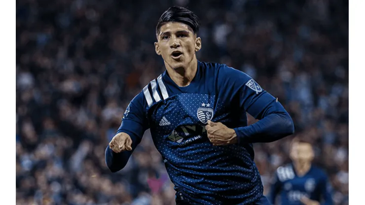Alan Pulido confesó haber tenido covid-19.