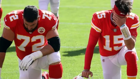 Eric Fisher y Patrick Mahomes (Foto: Getty)