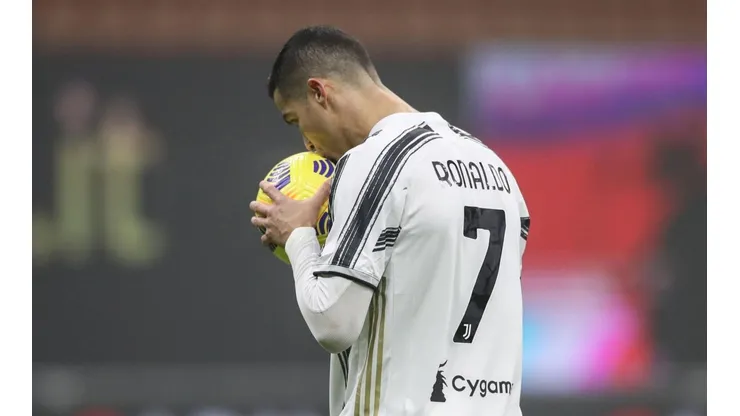 Cristiano Ronaldo le hizo dos goles a Inter y Juventus puso un pie en la final