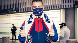 Álvaro Fidalgo en el aeropuerto internacional de la Ciudad de México.