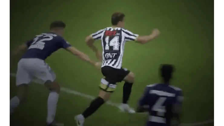 Benavente ya jugó anteriormente en el Charleroi.