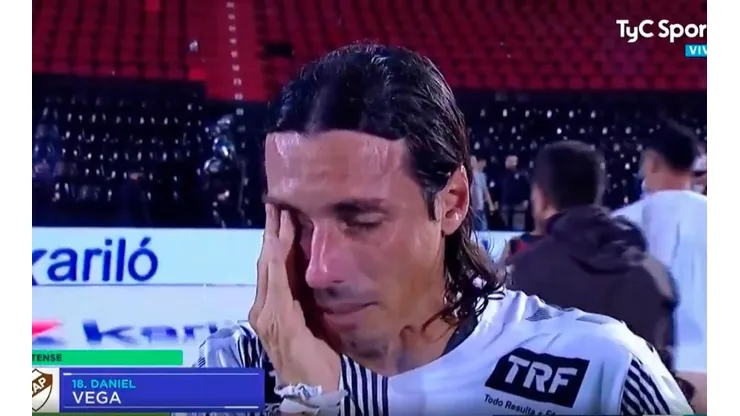 Video: la emotiva celebración del Contador Vega luego de ascender