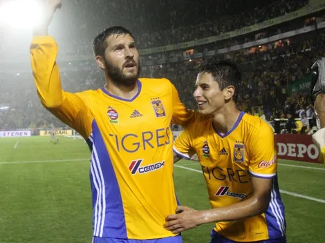 El curioso mensaje de Jürgen Damm a André-Pierre Gignac en pleno vuelo
