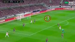 Video: Jordi Alba quiso cortar el centro y terminó marcando en contra