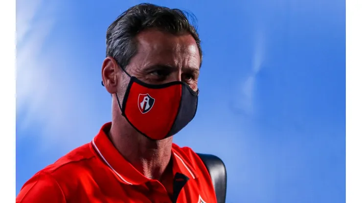 Diego Cocca, preocupado por el funcionamiento de Atlas.