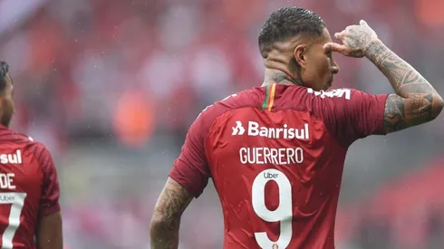 Paolo Guerrero es el 9 del Inter de Porto Alegre.
