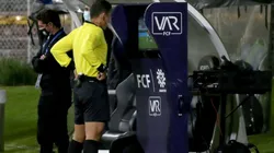 Otra vez contra Teo: América se quedó con 10 jugadores por decisión del VAR