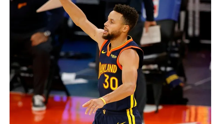 Golden State Warriors vs. Detroit Pistons juegan por una fecha más de la NBA este sábado (Getty Images)