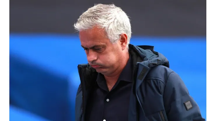 Escándalo: Mourinho lo sacó en el entretiempo y se fue a su casa