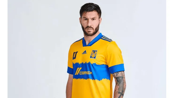 Tigres UANL presentó el jersey para el Mundial de Clubes con André-Pierre Gignac.