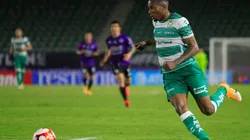 Juan Otero, contento en Santos Laguna.