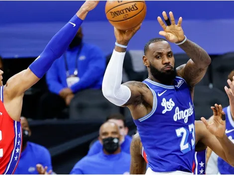 A pesar de un gran LeBron, los Lakers cayeron ante los Sixers