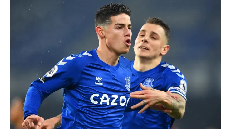 James Rodríguez, lo único rescatable de un pálido empate del Everton
