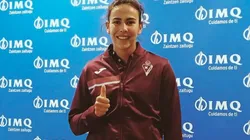 La mexicana Jimena López fue presentada como refuerzo del Eibar de España.