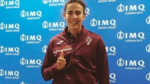 La mexicana Jimena López fue presentada como refuerzo del Eibar de España.
