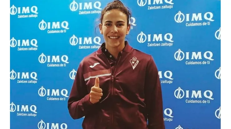 La mexicana Jimena López fue presentada como refuerzo del Eibar de España.