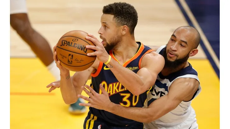 Golden State Warriors vs. Minnesota Timberwolves juegan por una fecha más de la NBA este miércoles (Getty Images)