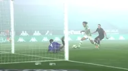 Diego Lainez falló un gol insólito