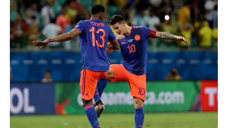 Yerry Mina y James Rodríguez, las dos estrellas del Everton de Inglaterra.
