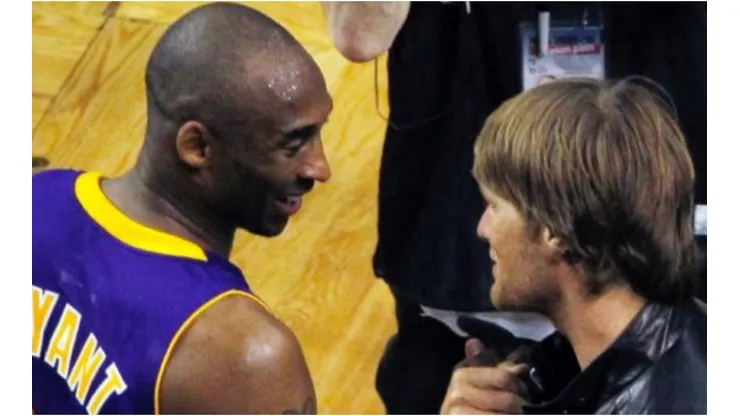 Kobe Bryant y Tom Brady luego del partido entre Lakers y Celtics en 2010 (Foto: @tombrady)