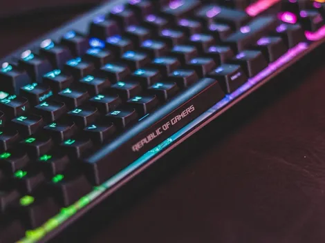 ¿Qué es un teclado mecánico y por qué son los favoritos de los gamers?