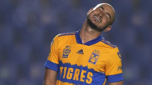 Carlos González se lesiona en Tigres a cinco días del Mundial de Clubes