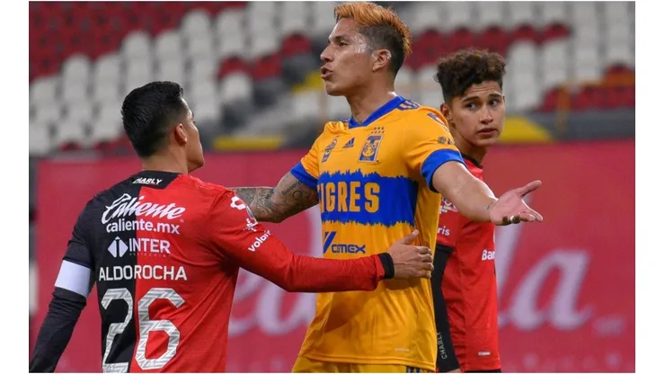 Carlos Salcedo, Tigres vs. Atlas