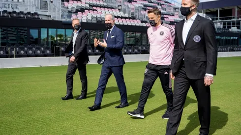 Chris Henderson, Jorge Mas, Phil Neville y David Beckham