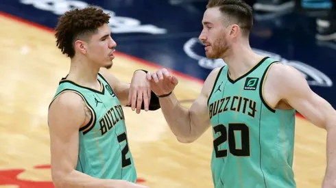 Lamelo Ball y Gordon Hayward