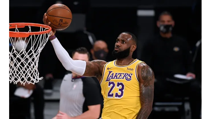 Los Angeles Lakers vs. Chicago Bulls juegan por una fecha más de la NBA este sábado (Getty Images)