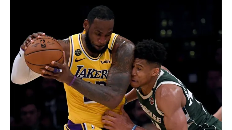 LeBron James y Giannis Antetokounmpo