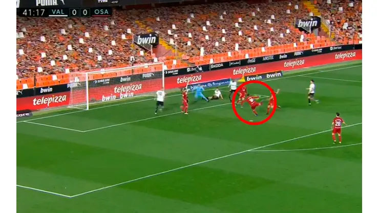 ¿Es por acá, Román? Otro gol de Calleri en el Osasuna, esta vez ante Valencia