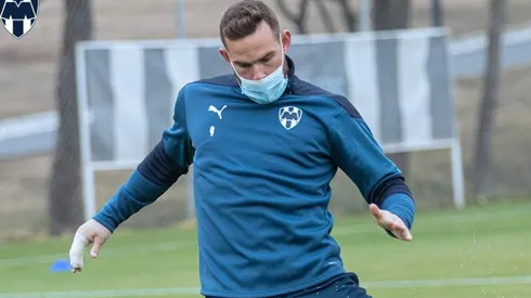 Vincent Janssen acelera su recuperación con Monterrey.