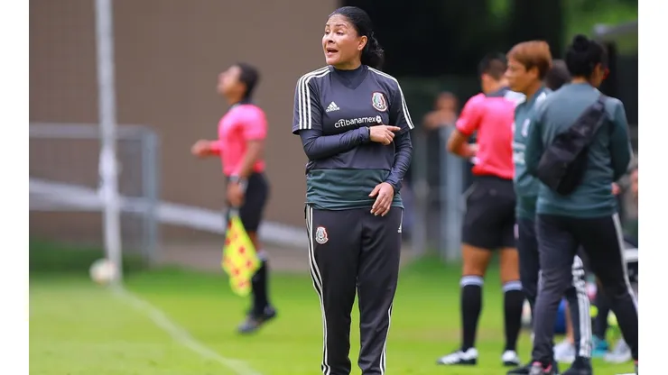 Mónica Vergara conducirá a la Selección Nacional Femenina