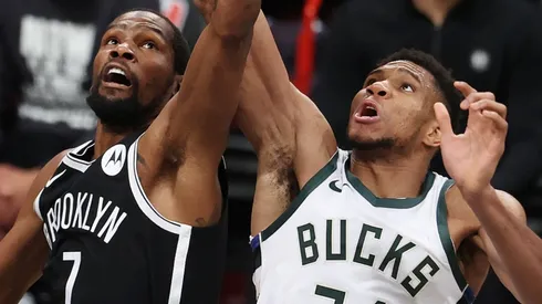 Kevin Durant y Giannis Antetokounmpo