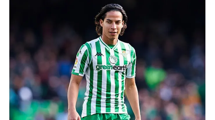 Diego Lainez se revaloriza en el Betis.