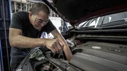 ¿Cuándo debo cambiar las suspensiones de mi auto?