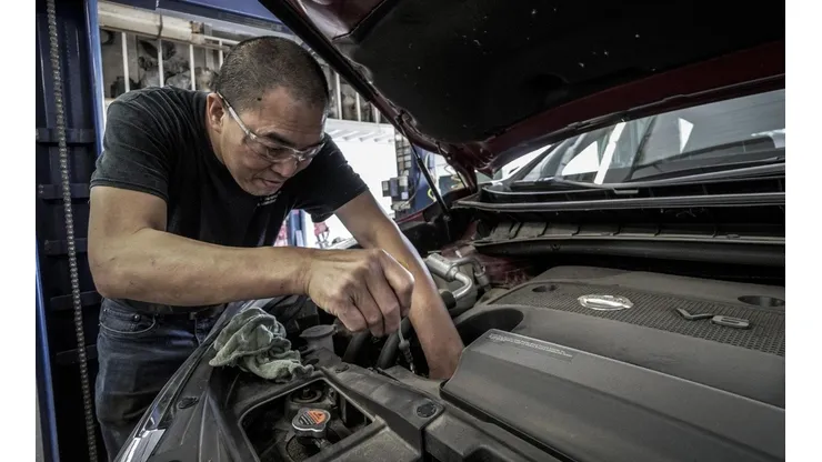 ¿Cuándo debo cambiar las suspensiones de mi auto?