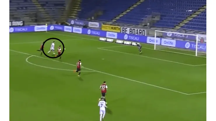 Enorme resolución de Zlatan Ibrahimovic.