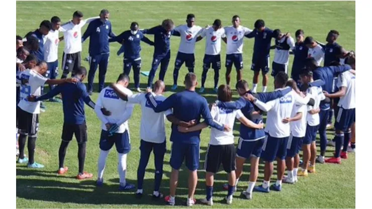 Los tres referentes del plantel profesional que hicieron posible la llegada de Fernando Uribe