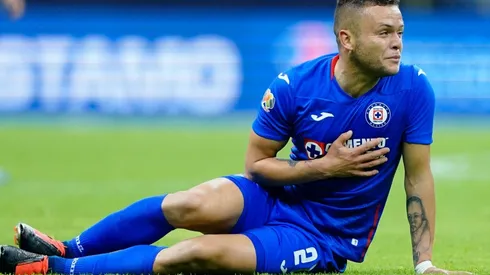 Afición de Cruz Azul, en contra de su directiva.