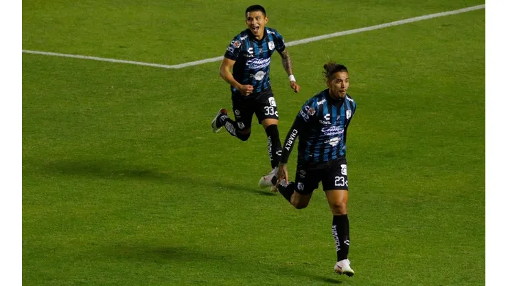 Francisco da Costa le dio la victoria a los Gallos Blancos