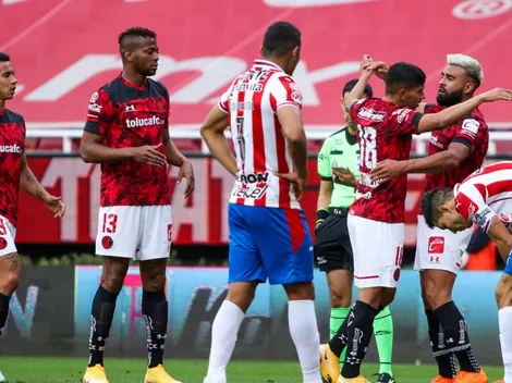 Molina adelantó a Chivas, pero al minuto Castañeda marcó golazo para Toluca