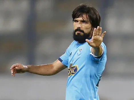 Periodista pide que retiren la camiseta número 23 de Jorge Cazulo